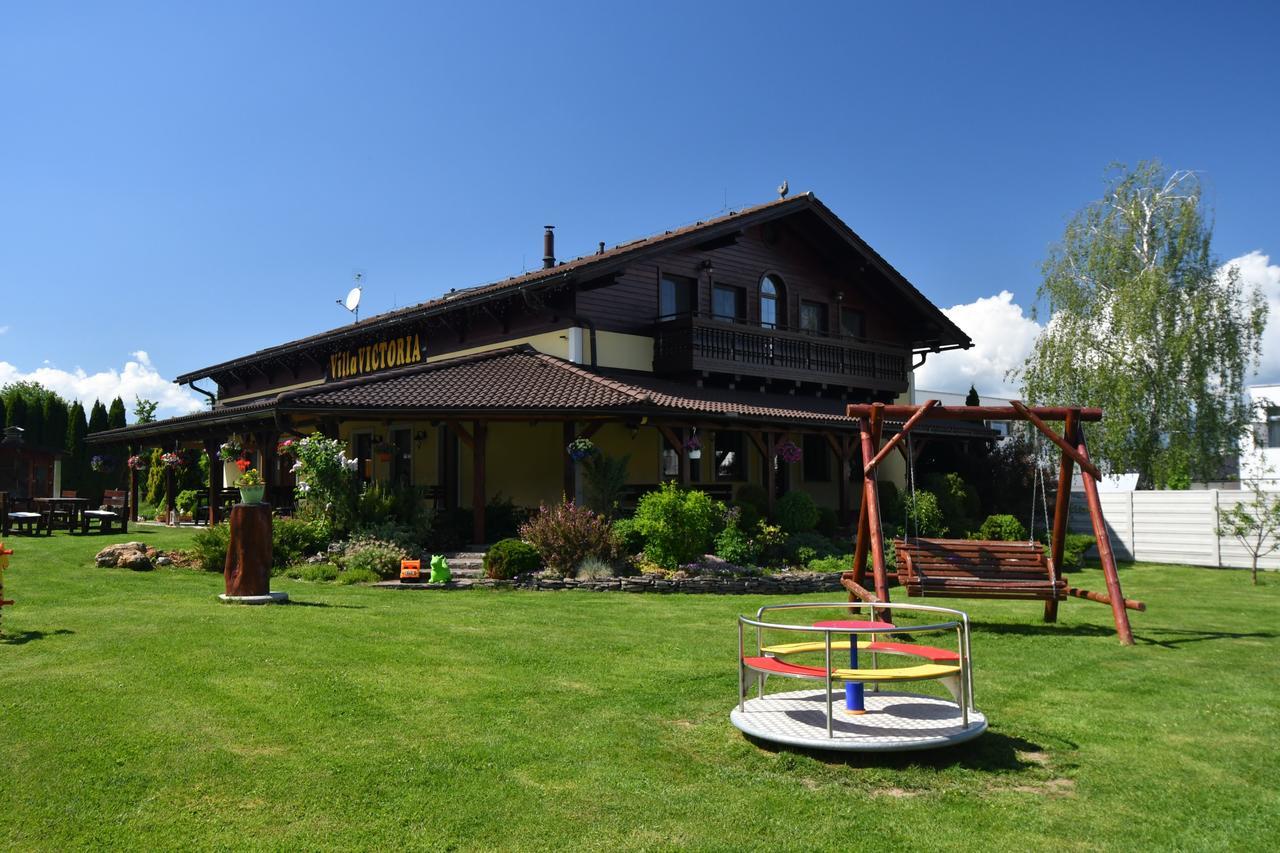 Villa Victoria Penzion Liptovský Ján Exterior foto